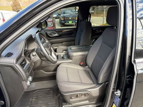 Used 2023 GMC Yukon XL SLE image 9