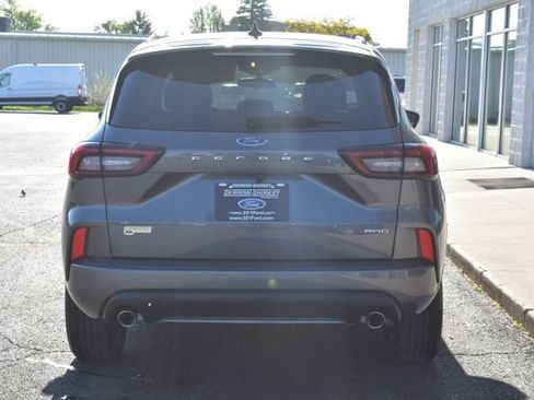 Used 2023 Ford Escape ST-Line AWD/4WD image 10
