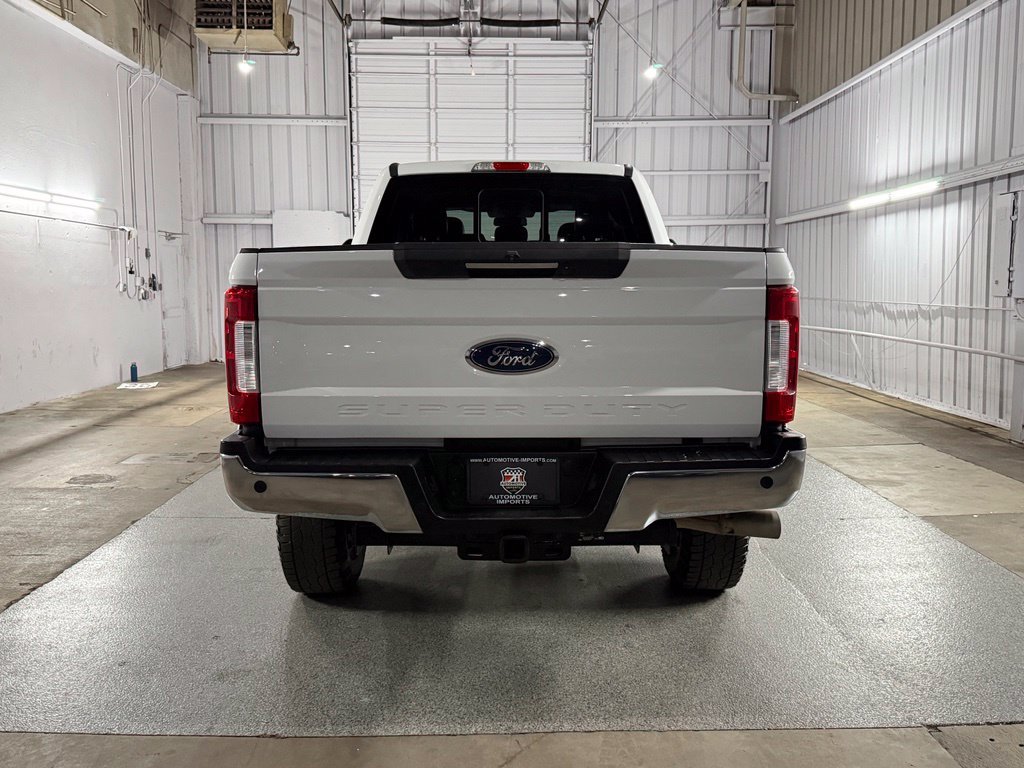 Used 2019 Ford F350 Lariat w/ Lariat Ultimate Package AWD/4WD image 11
