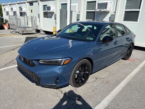 Used 2026 Honda Civic Sport image 3