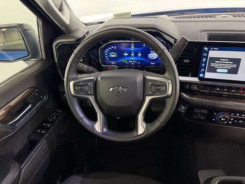 Used 2024 Chevrolet Silverado 1500 RST image 41