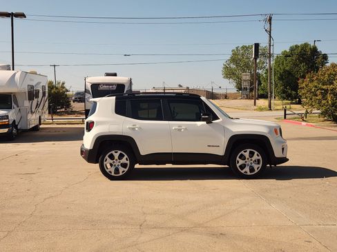 Used 2023 Jeep Renegade Limited AWD/4WD image 7