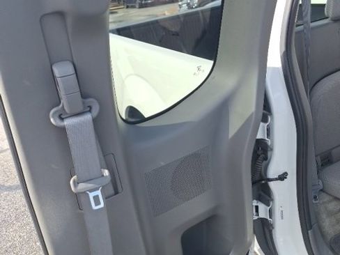 Used 2014 Nissan Frontier S w/ S Preferred Package image 16