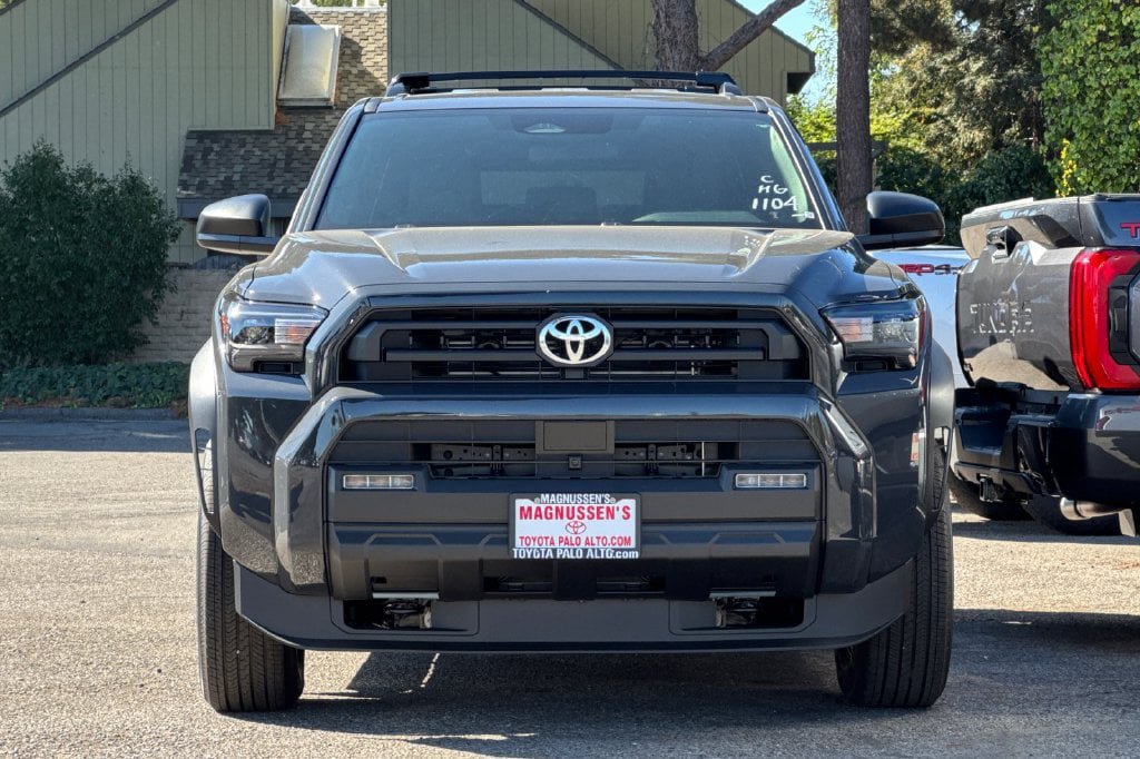 New 2026 Toyota 4Runner SR5 AWD/4WD image 3