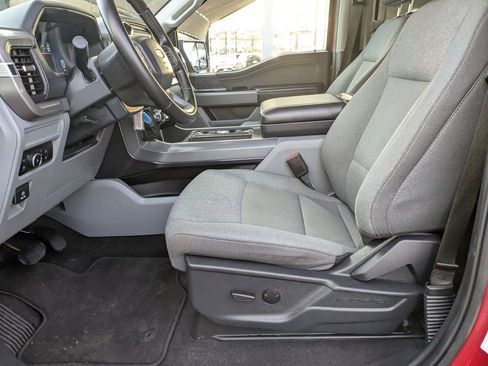 Used 2025 Ford F150 XLT w/ Equipment Group 301A Standard image 11