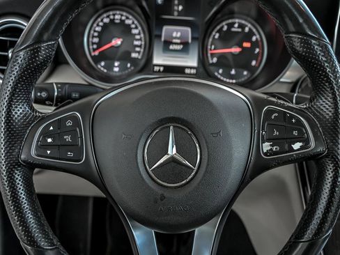 Used 2018 Mercedes-Benz C 300 4MATIC Sedan image 17