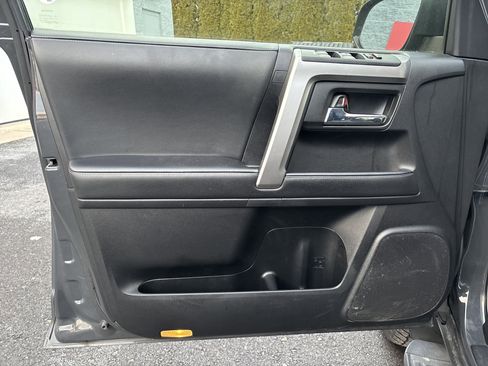 Certified 2024 Toyota 4Runner SR5 Premium image 15