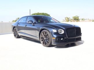 Used 2024 Bentley Flying Spur W12 video 1