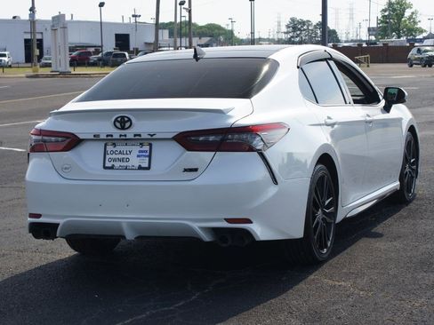 Used 2021 Toyota Camry XSE FWD image 19