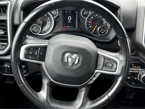 Used 2022 RAM 1500 Big Horn AWD/4WD image 13