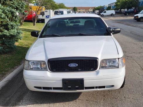 Used 2010 Ford Crown Victoria Police Interceptor RWD image 2