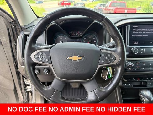 Used 2022 Chevrolet Colorado Z71 AWD/4WD image 16