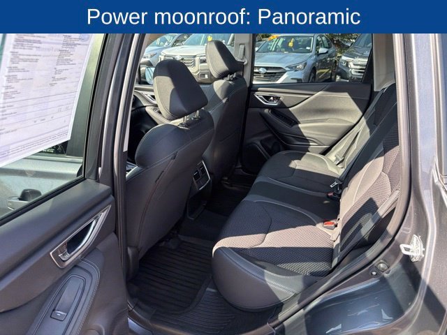 Used 2023 Subaru Forester Premium AWD/4WD image 6