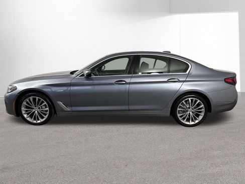 Used 2022 BMW 540i xDrive w/ Premium Package AWD/4WD image 27
