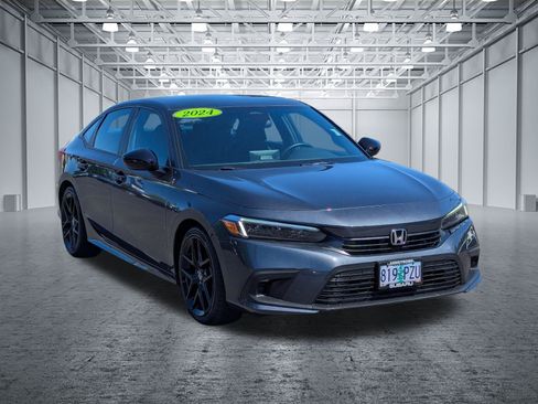 Used 2024 Honda Civic Sport image 7