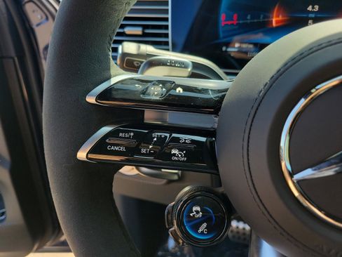 New 2026 Mercedes-Benz GLE 53 AMG 4MATIC Coupe image 25