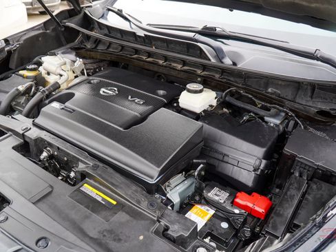 Used 2021 Nissan Murano Platinum w/ Cargo Package image 12