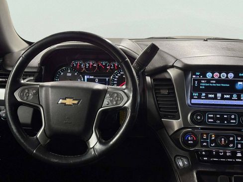 Used 2018 Chevrolet Tahoe LT AWD/4WD image 24