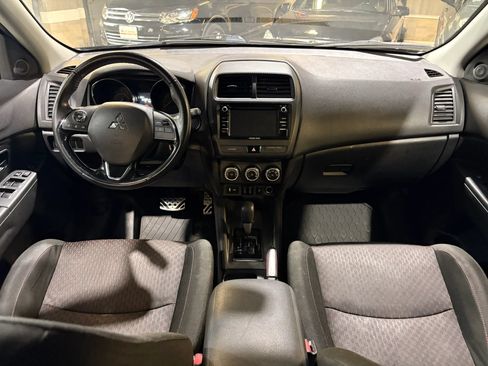Used 2018 Mitsubishi Outlander Sport LE AWD/4WD image 13