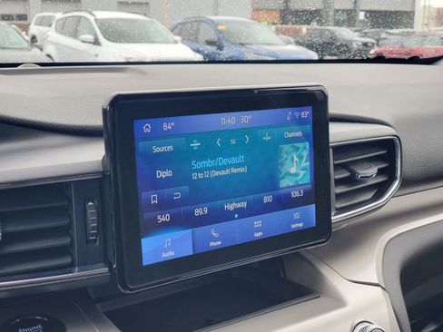 Used 2023 Ford Explorer XLT w/ Equipment Group 202A image 18