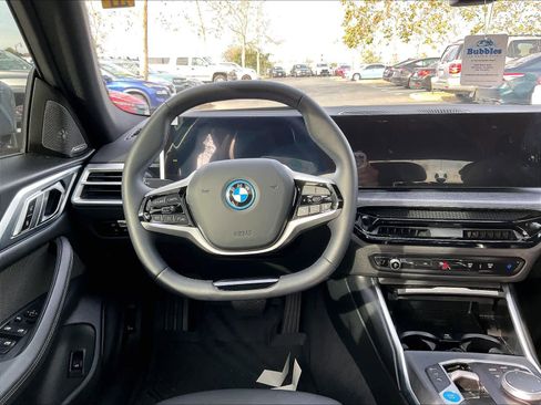Used 2025 BMW i4 eDrive40 w/ Premium Package image 8