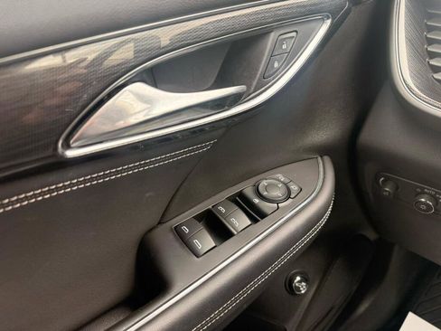 Used 2023 Buick Envision Preferred w/ Sport Touring Package AWD/4WD image 17