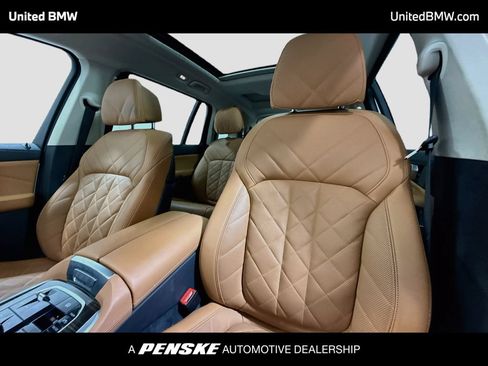 Used 2024 BMW X7 xDrive40i w/ Executive Package AWD/4WD image 5