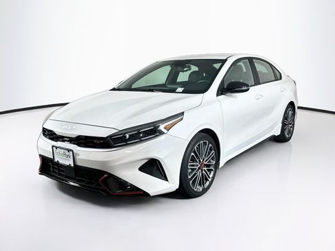 Used 2024 Kia Forte GT FWD image 3