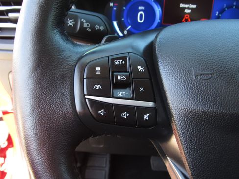 Used 2020 Ford Escape Titanium AWD/4WD image 25