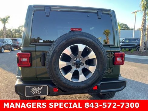 Used 2021 Jeep Wrangler Unlimited Sahara image 6