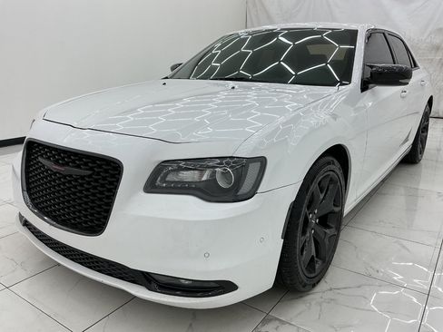 Used 2021 Chrysler 300 S RWD image 1