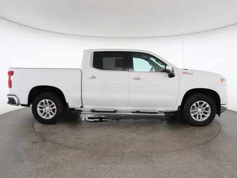 Used 2025 Chevrolet Silverado 1500 LTZ w/ Z71 Off-Road Package image 22