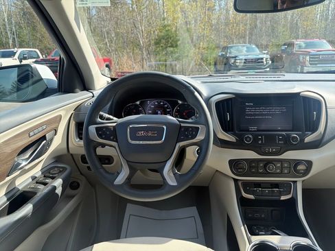 Certified 2023 GMC Terrain Denali w/ Denali Premium Package AWD/4WD image 19