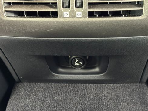 Used 2007 Lexus LS 460 image 34