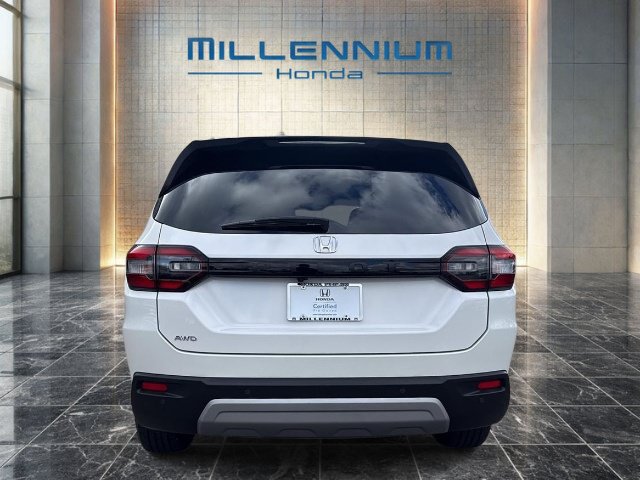 Used 2025 Honda Pilot EX-L image 4