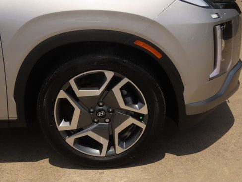 Used 2025 Hyundai Palisade SEL FWD image 6