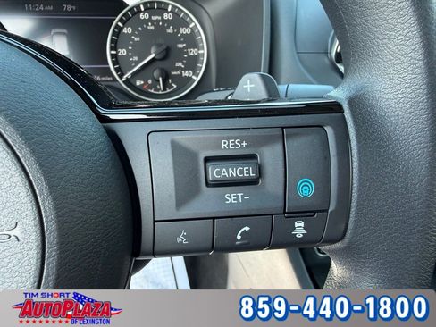 Used 2023 Nissan Rogue SV image 20