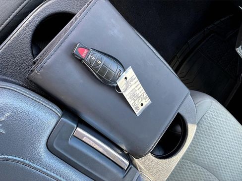 Used 2018 RAM 1500 Express image 11