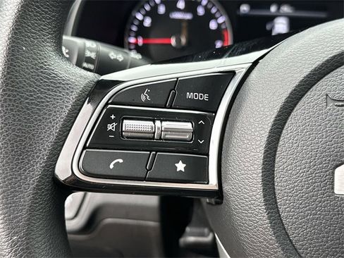 Used 2022 Kia Forte LXS image 25