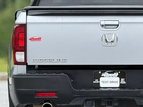 Used 2021 Honda Ridgeline Sport image 16