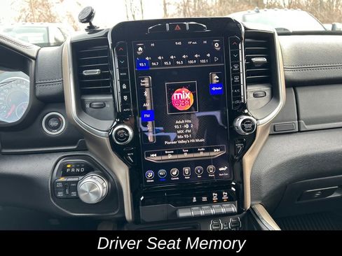 Used 2019 RAM 1500 Laramie image 20