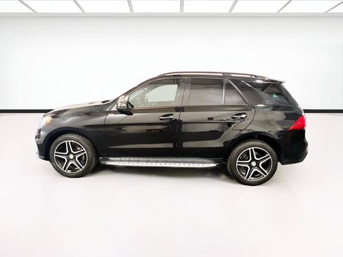 Used 2017 Mercedes-Benz GLE 400 4MATIC image 25