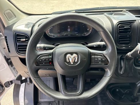 Used 2023 RAM ProMaster 2500 image 14