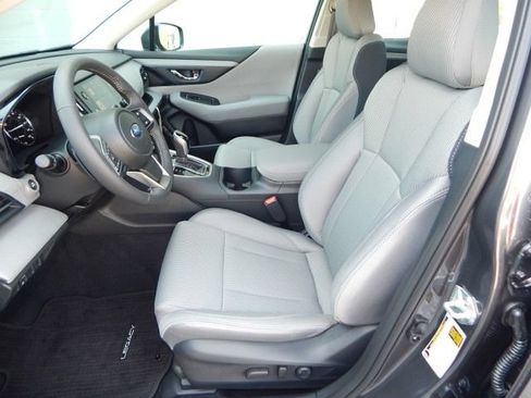 Used 2025 Subaru Legacy Premium AWD/4WD image 12