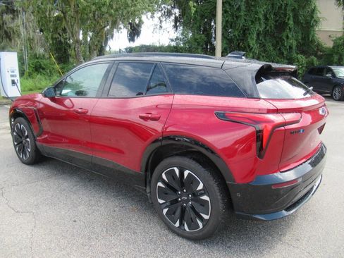 Used 2026 Chevrolet Blazer EV RS w/ Super Cruise Package AWD/4WD image 6