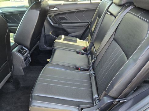 Used 2022 Volkswagen Tiguan SE R-Line AWD/4WD image 14
