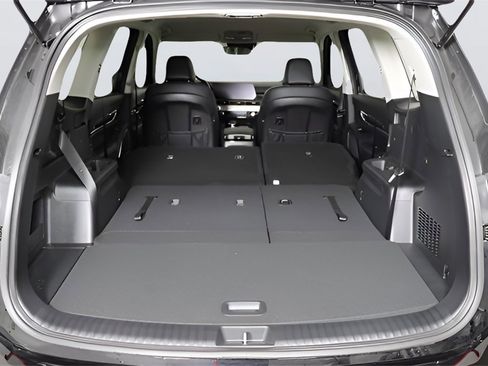 Used 2024 Kia Telluride LX image 14