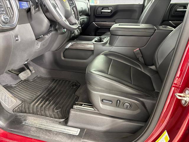 Used 2019 Chevrolet Silverado 1500 LTZ w/ LTZ Convenience Package AWD/4WD image 9