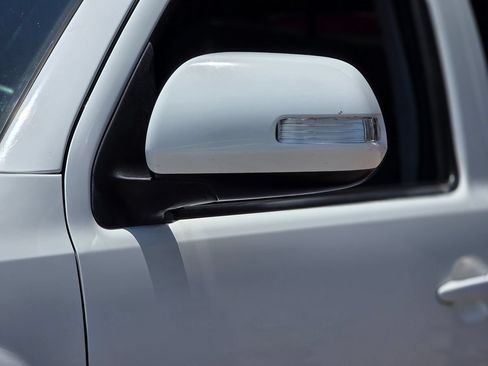 Used 2014 Toyota Tacoma 4x4 Double Cab image 9
