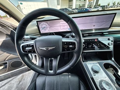 Used 2025 Genesis GV80 2.5T Standard AWD/4WD image 14